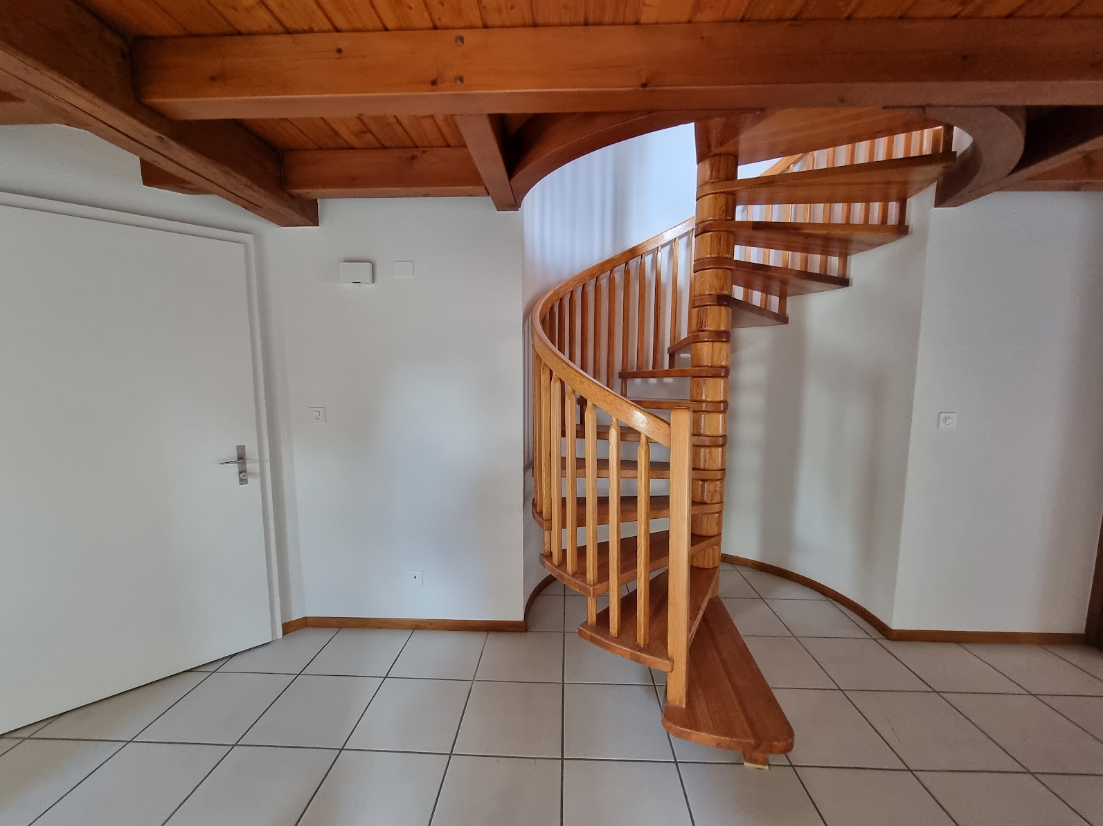 Rue du Ruisseau 9, Buttes