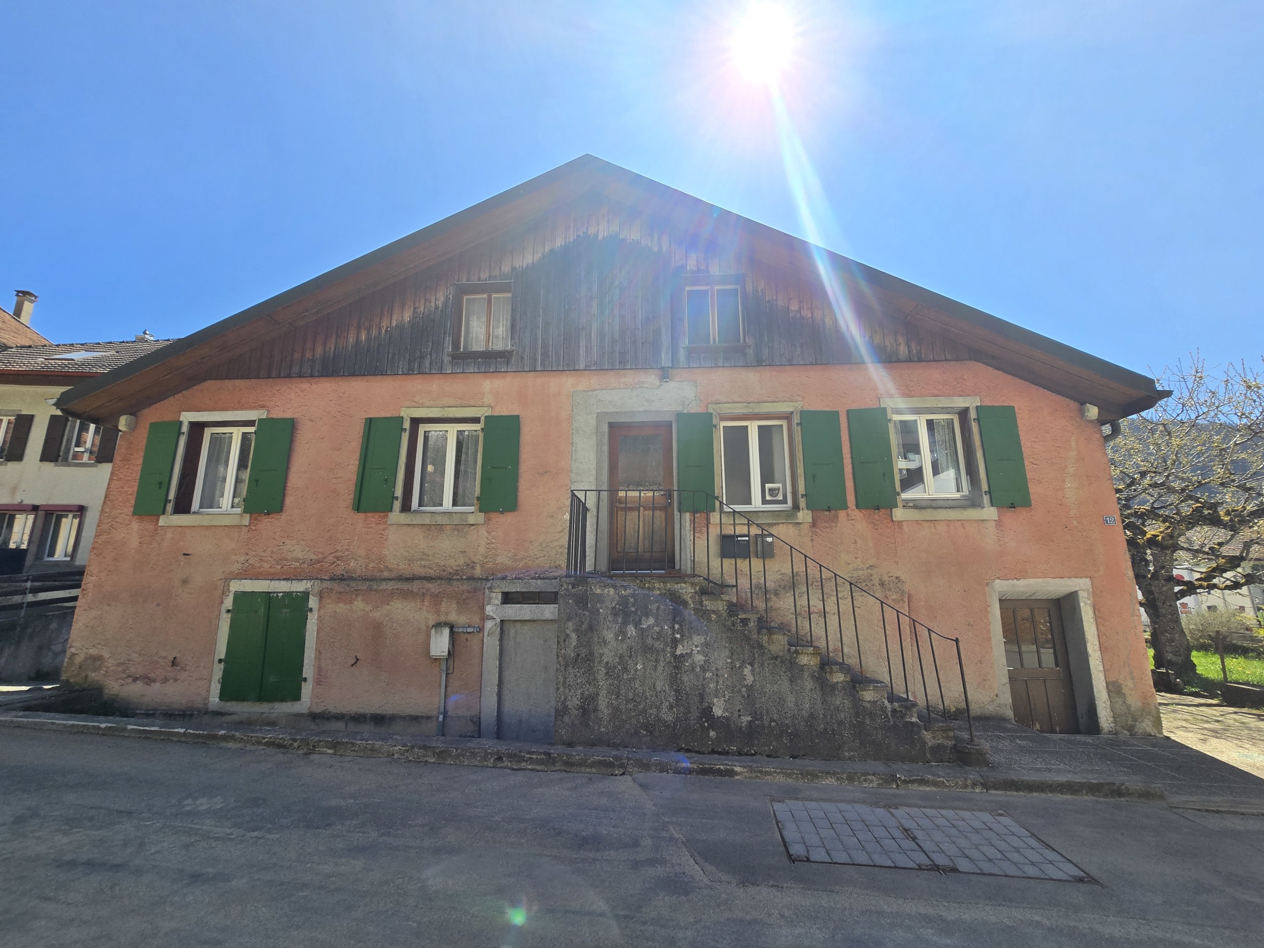 Maison villageoise – Rue du Temple 12 à Noiraigue