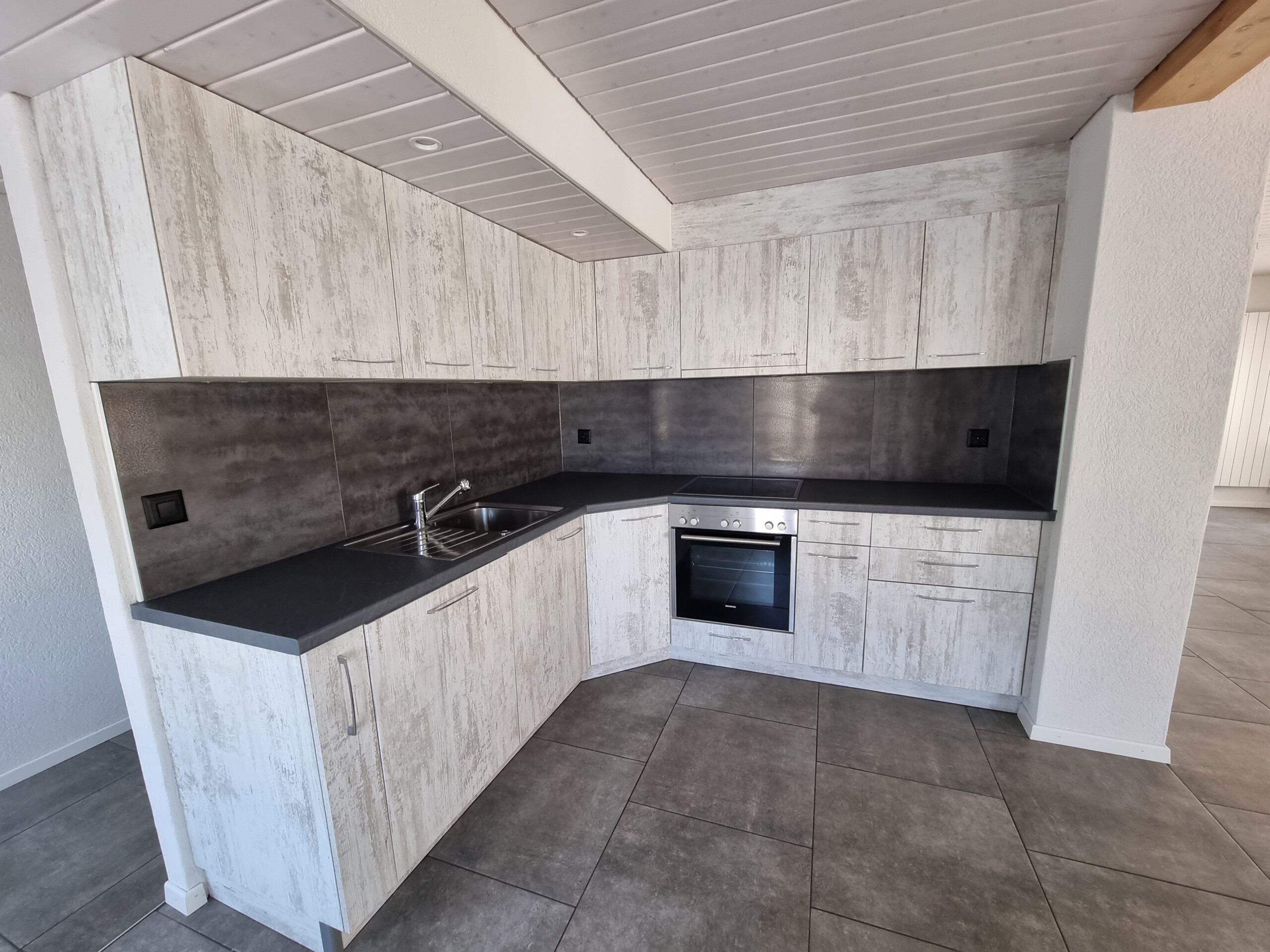 Place du 12 septembre 4, 2115 Buttes