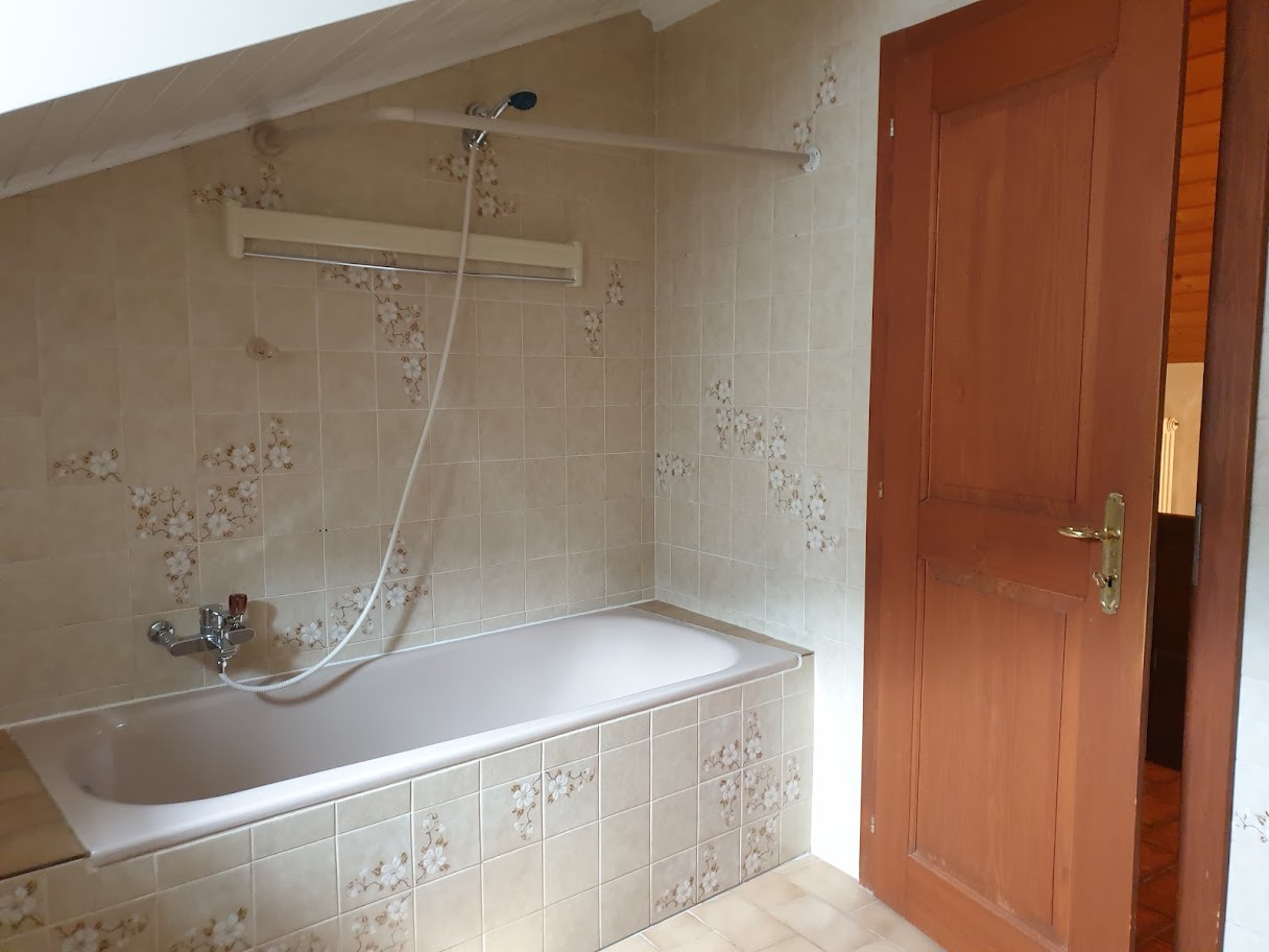 Bourg 4 – 2042 Valangin