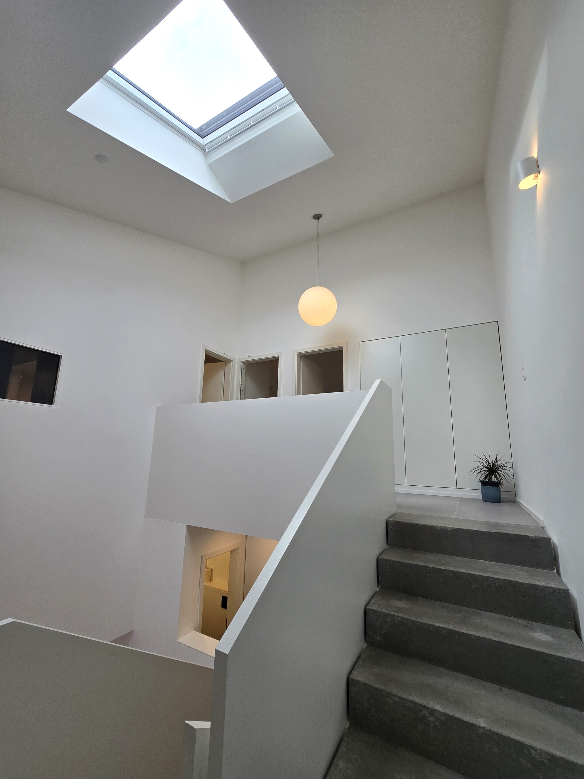 Midi 6a – 1522 Lucens VD