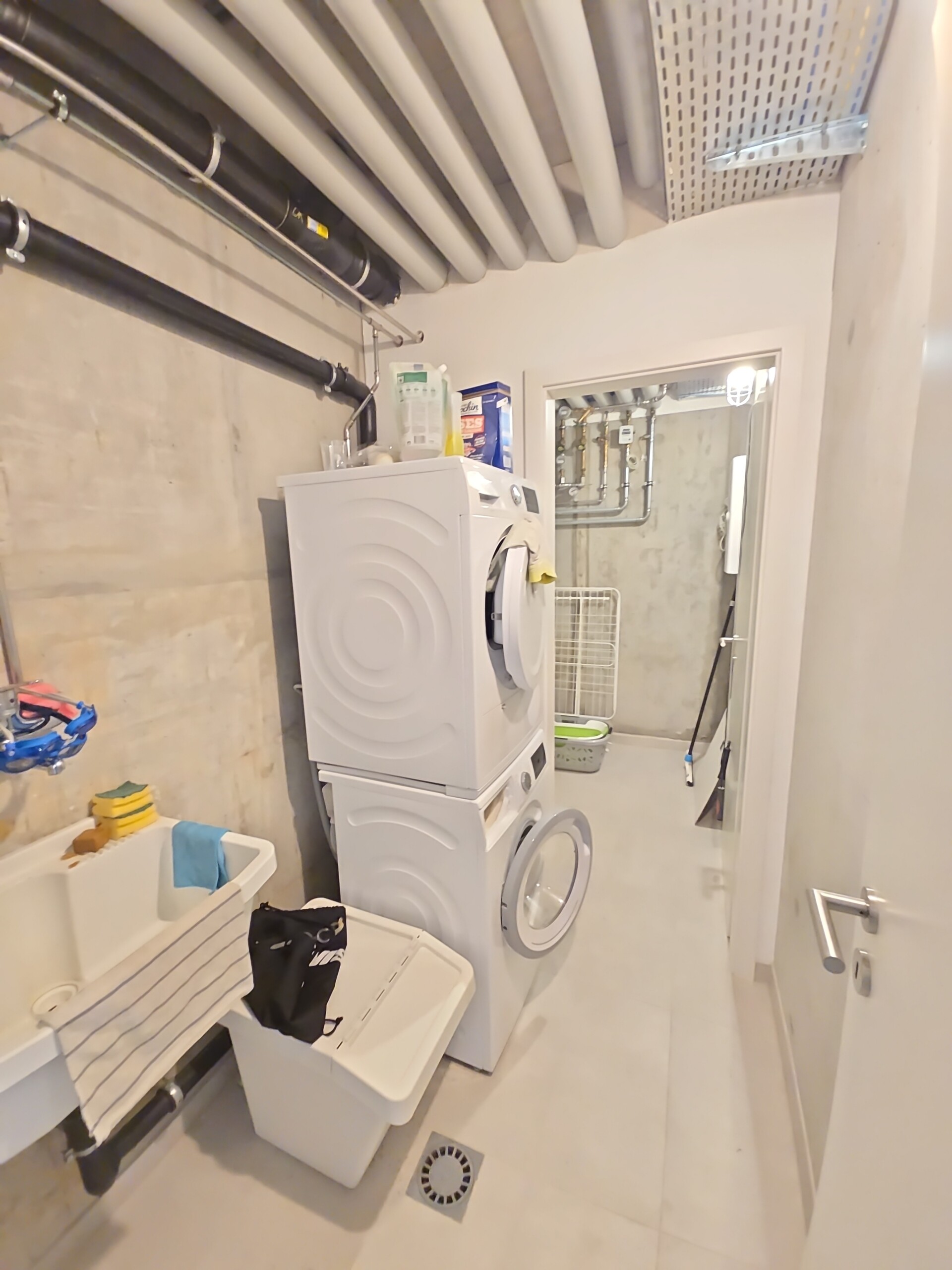 Midi 6a – 1522 Lucens VD