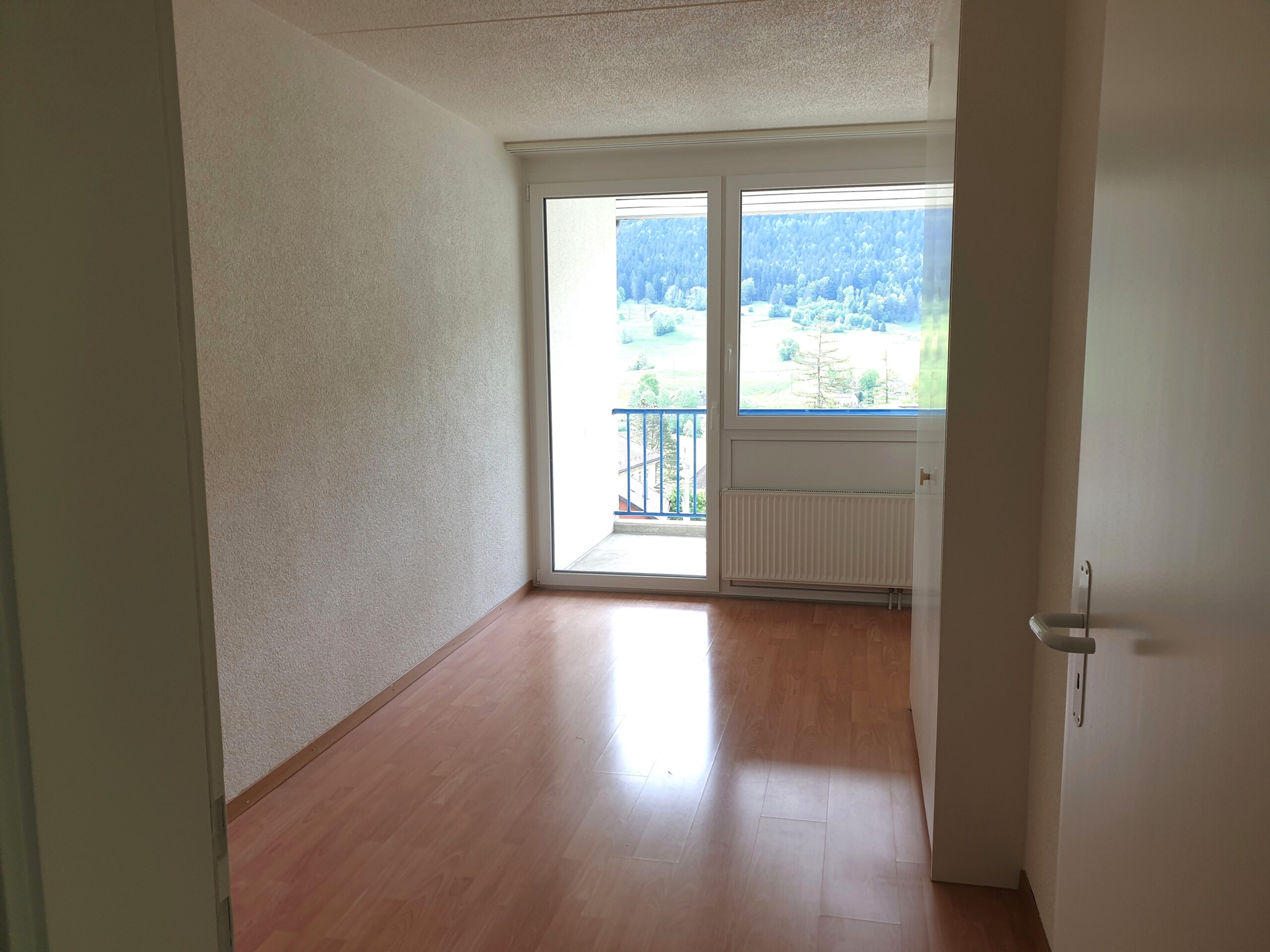 Champ-du-Môtier 9 / 5,5 pces – 2105 Travers