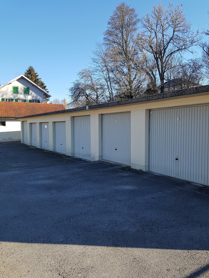 Midi – Couvet – garage